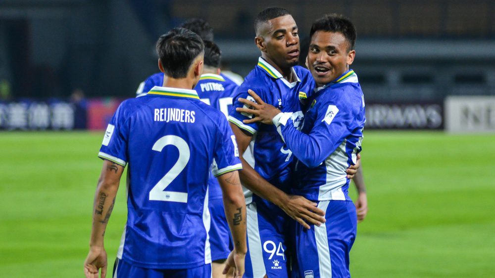 Bojan Hodak Optimistis Persib Bandung Bisa Bersaing di Asia